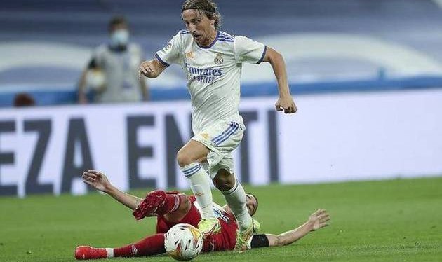 西甲焦点战：皇家社会主场求胜，塞尔塔客场抢分冲击欧战