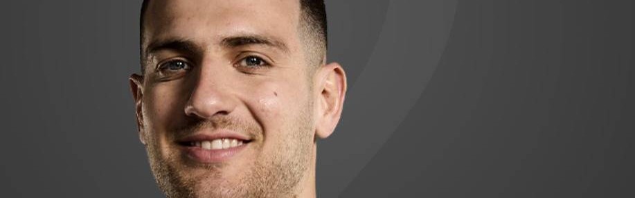 曼联欲卖穆帅引援最后独苗，皇马拜仁感兴趣！阿莫林想加强边翼卫