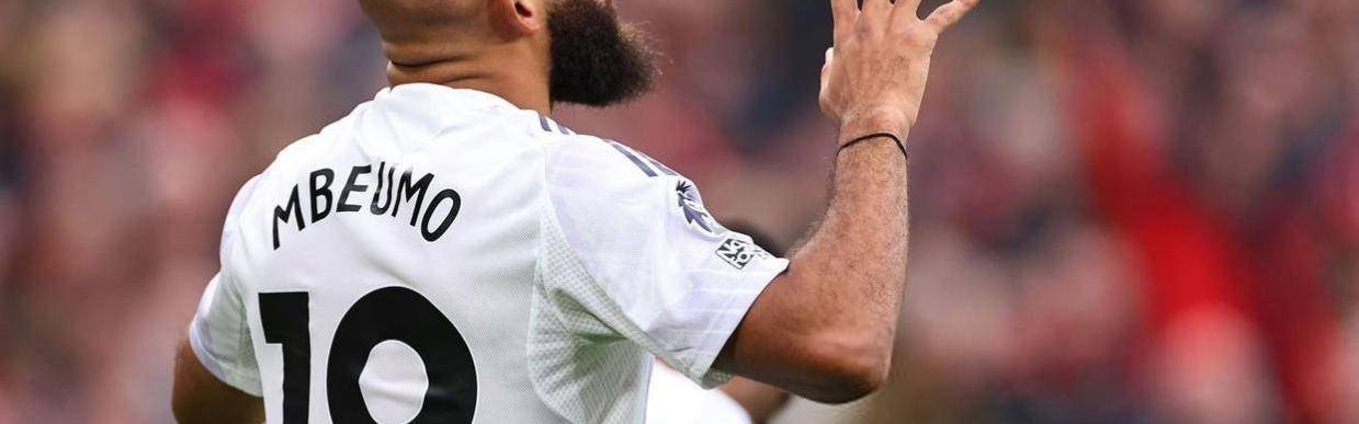 复盘利物浦1-2曼联：绝境阿莫林绽放能量，斯洛特新援仍无状态