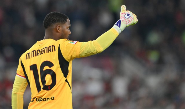 ESPN：切尔西有意米兰门将迈尼昂，但双方在转会费上存在较大分歧