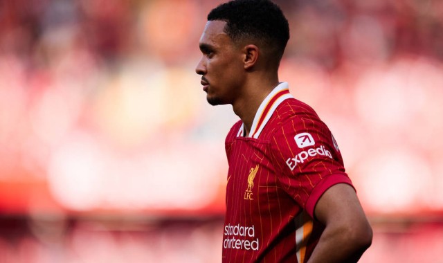 风暴前夜！利物浦清洗名单或达两位数，阿诺德转会皇马竟是另一回事？