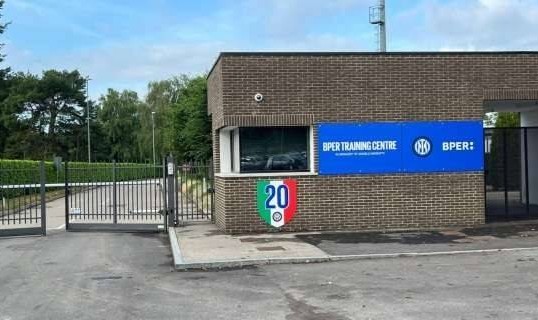 米体：国米全队今日集结训练，周二启程前往阿姆斯特丹备战欧冠