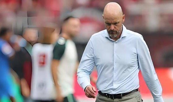 对比明显！滕哈格下课后，新药厂起飞！7场不败，逼近德甲前2！