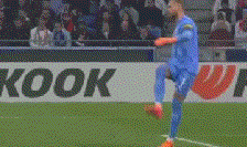 欧联：2-0，24岁国际米兰旧将无敌鱼跃冲顶，助法甲第2迎来2连胜