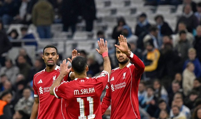 体坛联播｜拜仁提前锁定欧冠16强，利物浦迎连续13场不败