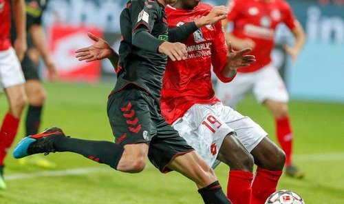 德甲保级生死线！弗赖堡主场战美因茨，稳固与突围的较量