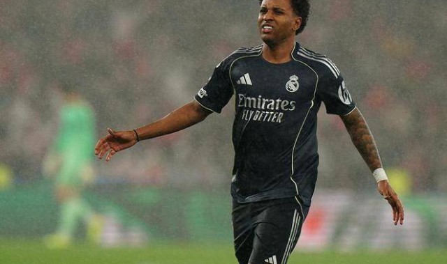 皇马再遭暴击！6000万红星辱骂主裁被官宣禁赛2场 无缘欧冠附加赛