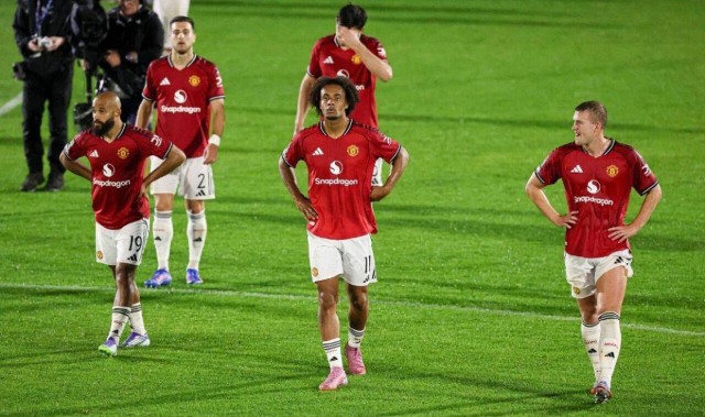 曼联放弃上诉争取联赛杯重赛，丢不起第二次脸！对手迟一分钟被罚