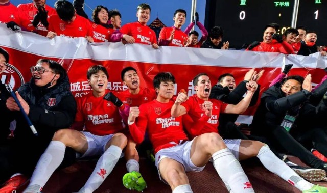 成都蓉城将提前跟法甲名帅签新约！徐正源已点头支持，引发热议