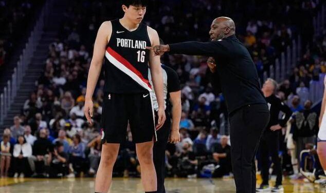 曝开拓者主帅比卢普斯因涉嫌非法赌博被FBI逮捕