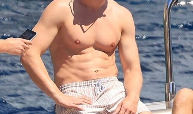 曝曼联欲等奥斯梅恩降薪加盟，拒争法甲免费神锋，内幕真相揭秘