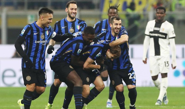 欧冠终极对决！国米对阵巴黎，谁将问鼎欧洲