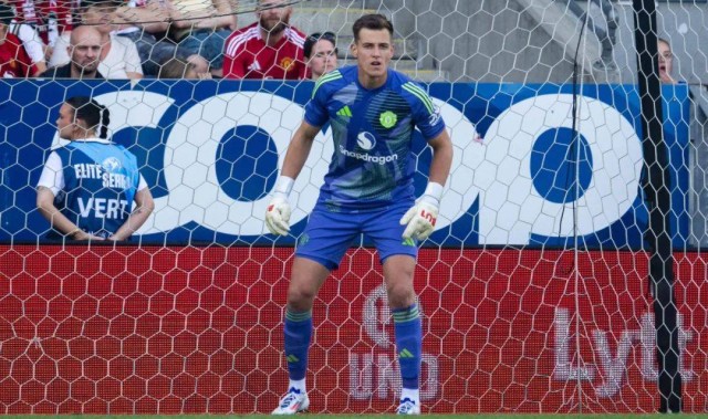 最已阵？曼联奥纳纳替代者首选非巴因迪尔，小将有望在热身赛首发