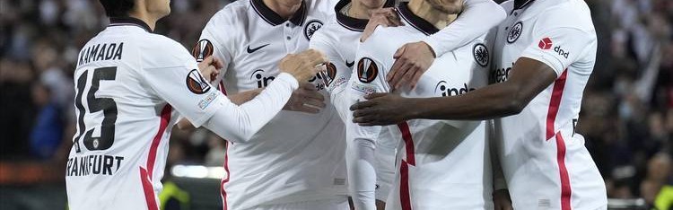 德甲：勒沃库森VS法兰克福，十年比分专家最新预测