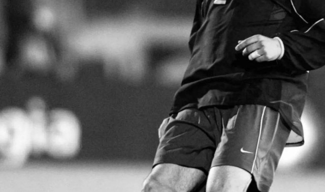 突发心脏骤停，足球传奇确认去世