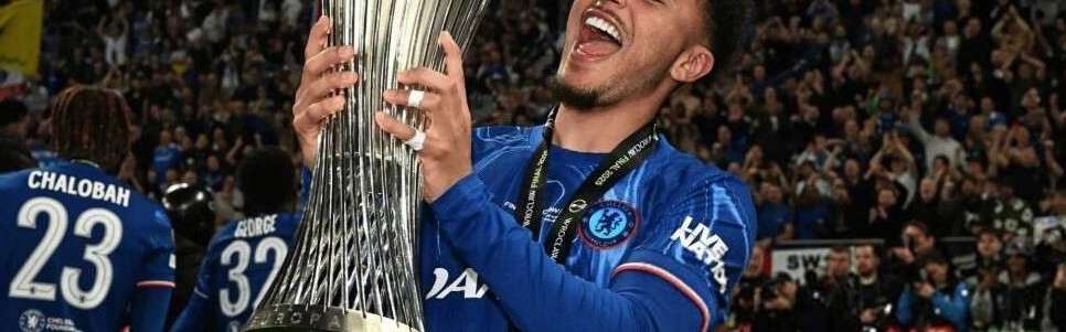 桑乔面临双向选择，降薪留在切尔西，或回曼联坐冷板凳