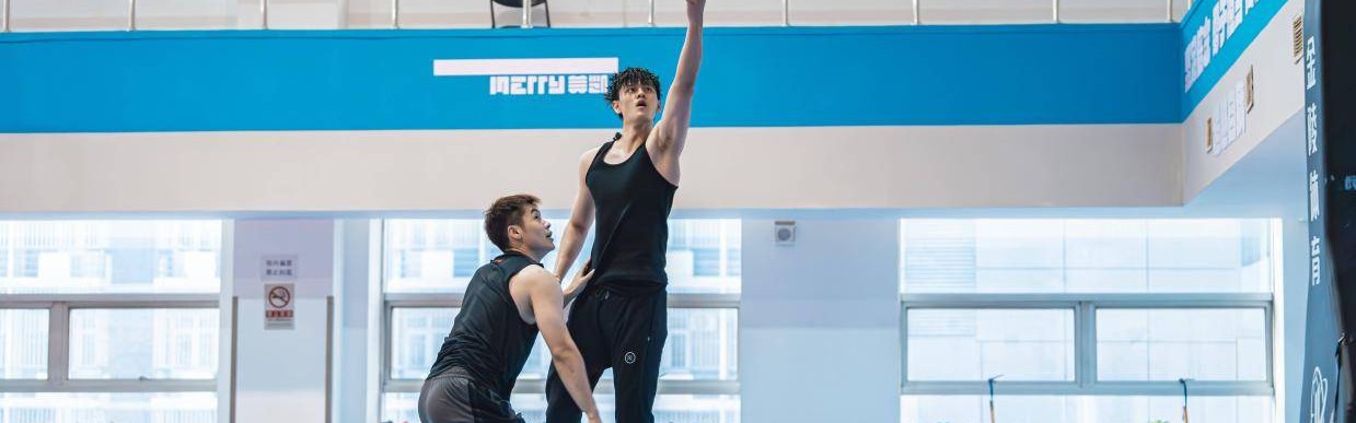 曾凡博二次闯美前景如何？合同转正有难度也有利好