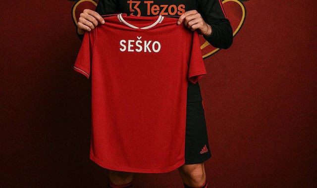 谢什科曼联周薪曝光，经纪人希望他穿9号！红魔一举动打动莱比锡