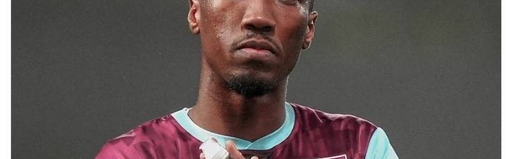 官方：伯恩利从伯恩茅斯直接买断杰登-安东尼，双方合同期为四年