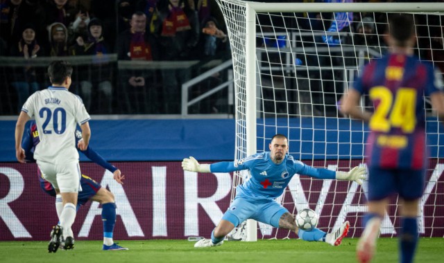 2017年的预言成真：巴萨惊天逆转巴黎圣日耳曼，信念铸造传奇