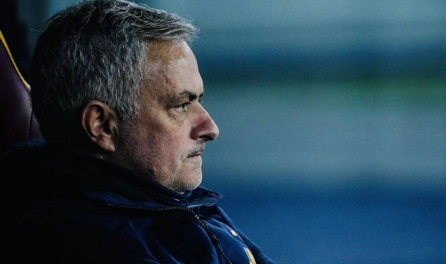 穆里尼奥还是没有原谅英超：曼城应该被扣分，曼联当年能拿冠军