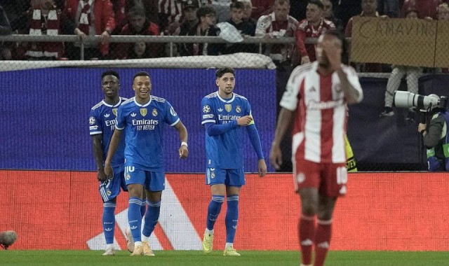 姆巴佩大四喜封神！揭秘皇马为何未复制法国世界杯防反阵容