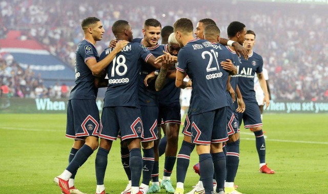 巴黎圣日耳曼近期状态遇阻，雷恩四连胜势头强劲，能否在法甲一决高下？