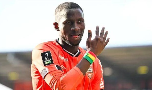 适合上海申花！法甲级射手逼近中超，身价2千万元，有望加盟豪门