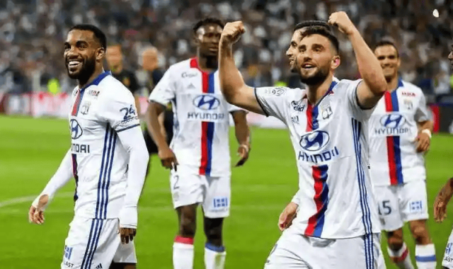 法甲巅峰对决：图卢兹主场阻击领头羊朗斯，榜首保卫战一触即发