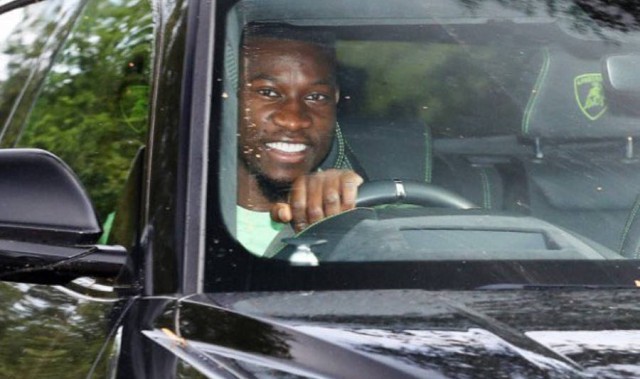 曝奥纳纳欲提前复出！大马丁加盟曼联梦想恐破灭，违约金传闻存疑