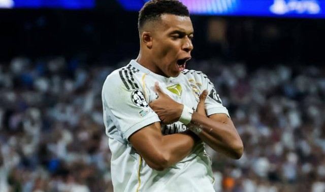 姆巴佩双响展领袖风采 阿隆索点赞真领袖之举