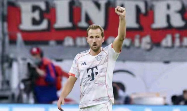 凯恩梅开三度，拜仁3-0客胜法兰克福 德甲第6轮战绩稳坐榜首